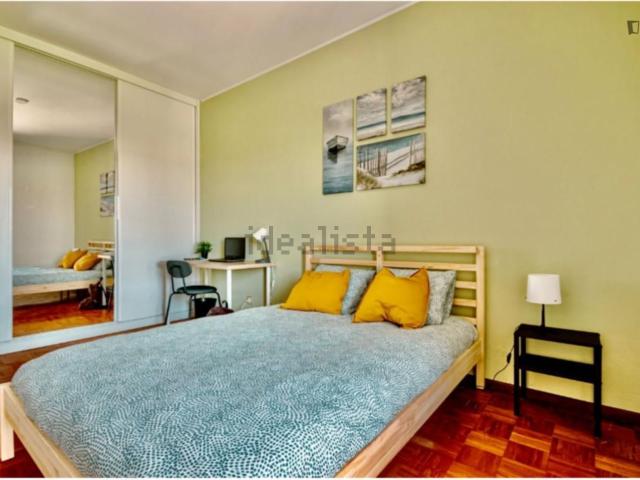 Quarto, Paranhos