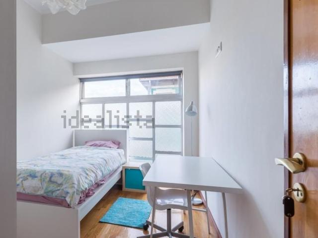 Quarto, Paranhos