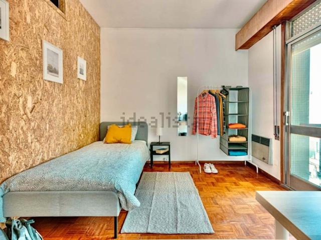 Quarto, Paranhos
