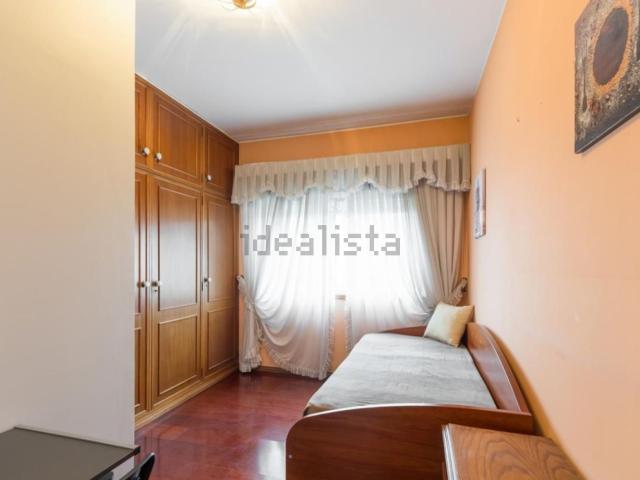 Quarto, Paranhos
