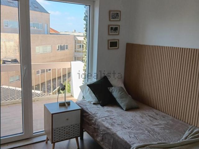 Quarto, Paranhos