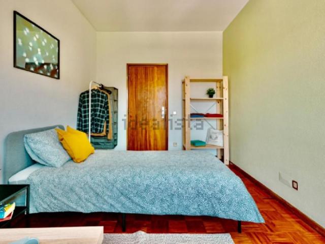 Quarto, Paranhos