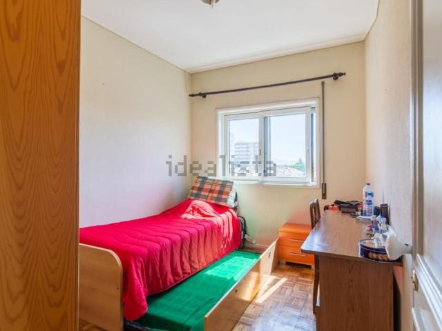 Quarto, Paranhos