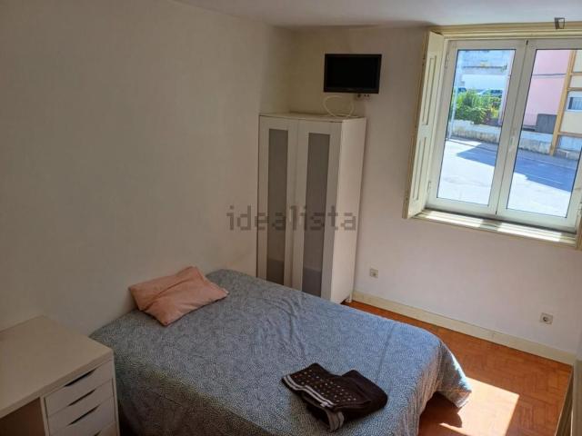 Quarto, Paranhos