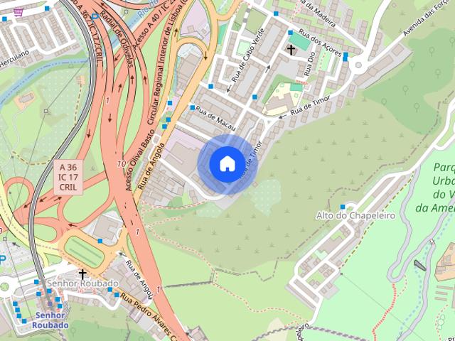 Quartos a 5 minutos a pe do metro do Sr Roubado