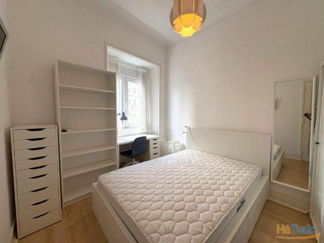 Quartos Junto ao técnico | 26084065040