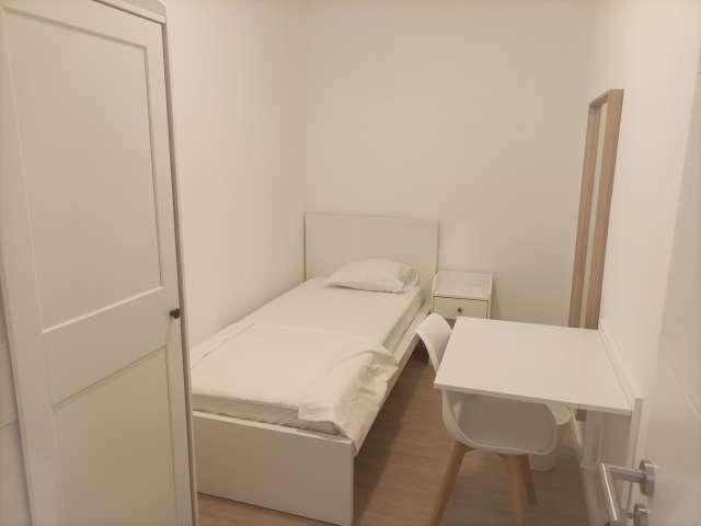 Quartos para alugar em apartamento Duplex em Arroios, Lisboa