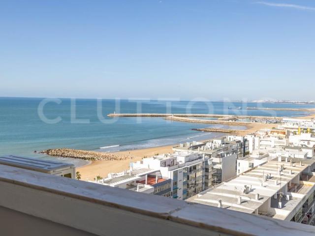 Quarteira Apartamento T1 remodelado com Vista Mar 71m² Quarteira