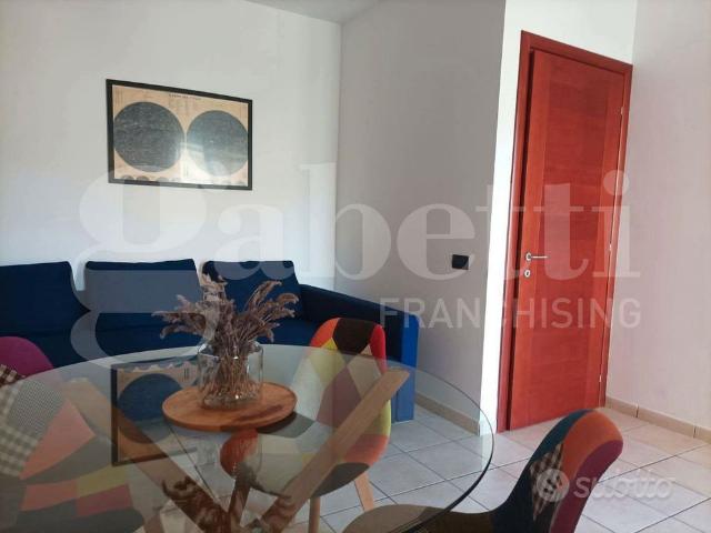 Quartello, bilocale arredato
