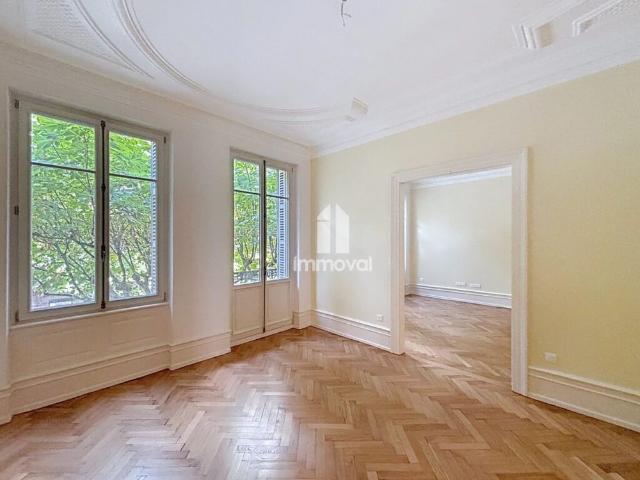 QUARTIER TRIBUNAL 5/6P 128.10m²
