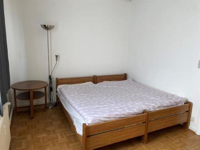 Quartier ULB un appartement une chambre + bureau