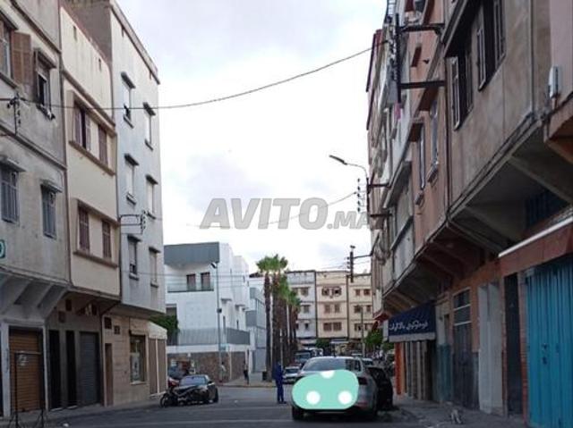 Quartier Al Farah Casablanca maison avec magasin et 2 étages 72m
