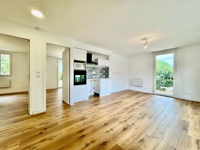 Quartier Bois LUZY 13012, appartement type 3 avec jardin à louer