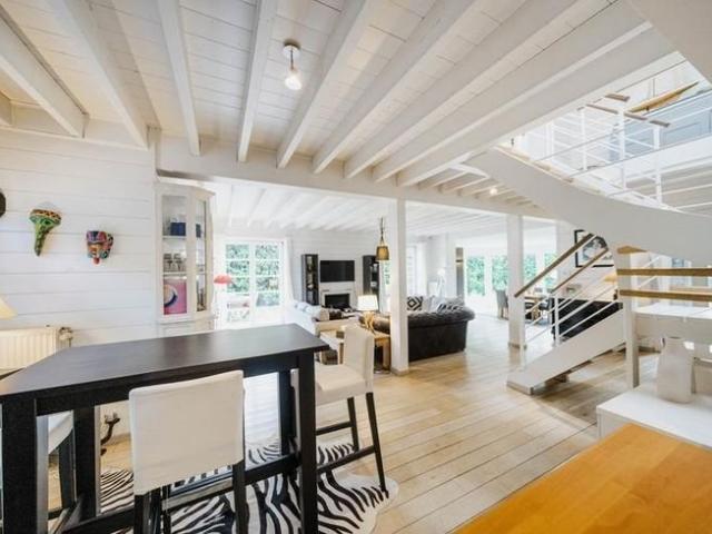 Quartier BOUCHOUT, Villa d'architecte 220m2, 4CH, 3SDB