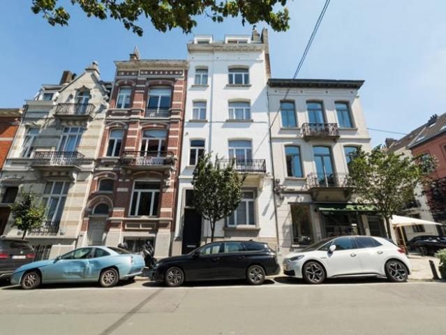 Quartier Châtelain superbe maison de 327m²