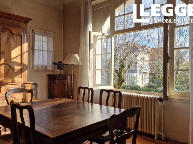 Quartier du Casino Pessac Villa à vendre, 12 pièces
