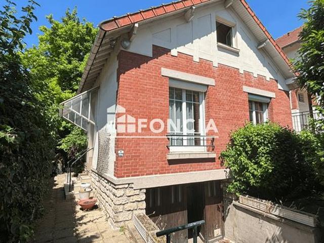 Quartier ferdinand jamin maison a renover sur terrain de 330m2