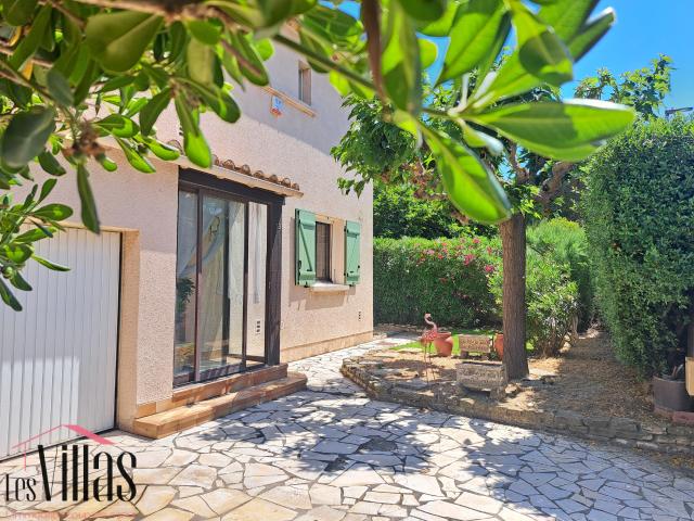 Quartier La Mayolle Villa 4 faces de 110 m2 sur un terrain de 379 m2