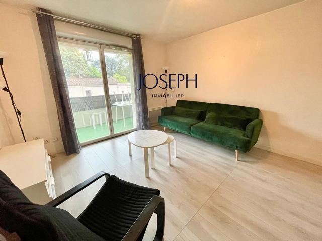 Quartier LALANDE AUCAMVILLE Beau T1 bis meublé de 34 m2 avec terrasse et parking