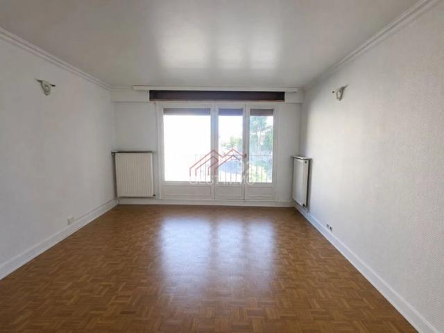 QUARTIER LEHOT 4 Pièces avec BOX