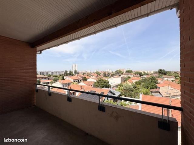 Quartier Les Chalets/Hotel de police Dernier étage avec vue panoramique Frais de notaire réduits