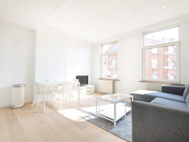 QUARTIER LOUISE/FLAGEY MEUBLE 2CH