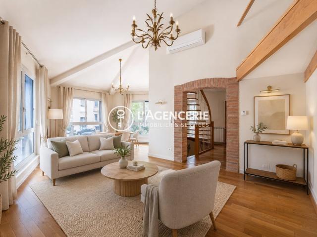 Quartier Marengo Mediathèque Immeuble de caractère 190m² Toulouse