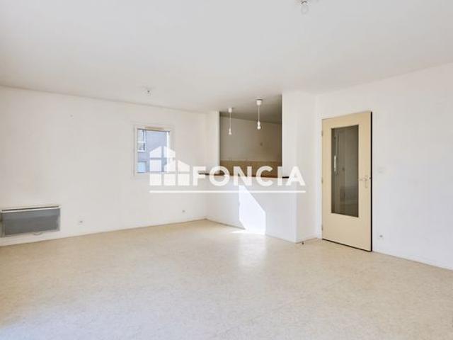 QUARTIER MONTMORENCY T3 duplex
