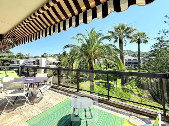 Quartier Montrose Dernier étage avec 2 terrasses Environnement résidentiel et verdure