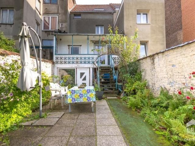 QUARTIER Monaco à Forest – Spacieuse maison 4 ch.+ jardin