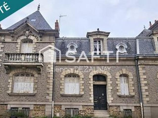 Quartier Monselet, garage de 45m², 9 chambres