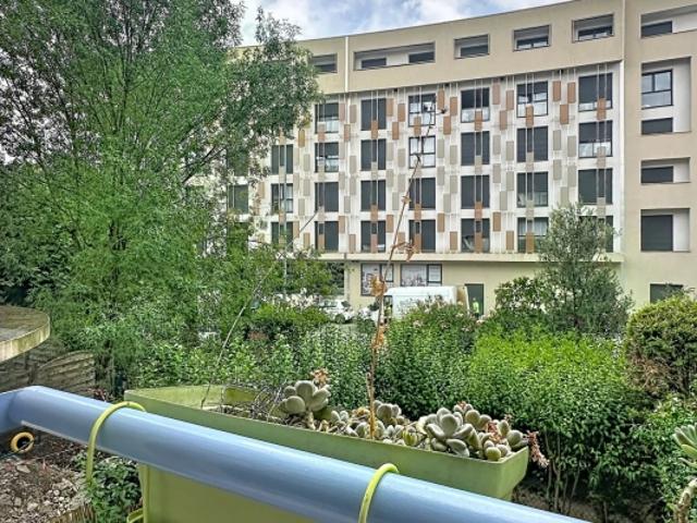 QUARTIER NATIVITÉ. DEUX PIÈCES VENDU LOUÉ