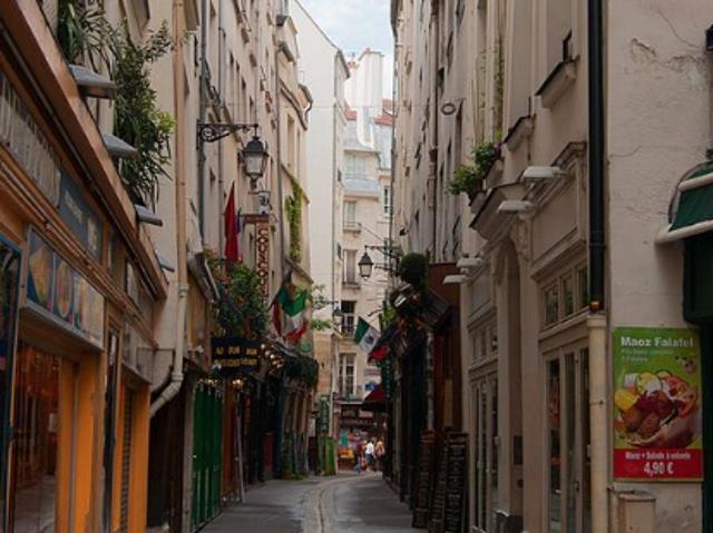 Quartier Notre Dame Studio de 19m2 meublé En parfait état