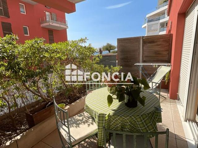QUARTIER PIERRES BLANCHES 46 M² avec terrasse et garage