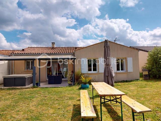Quartier recherché de Magezy – 4 Chambres et Garage – Saintes