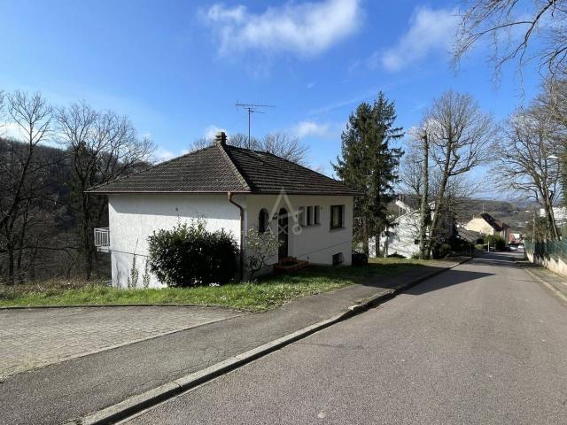 / QUARTIER RESIDENTIEL MONT SAINTE CROIX / MAISON INDIVIDUELLE