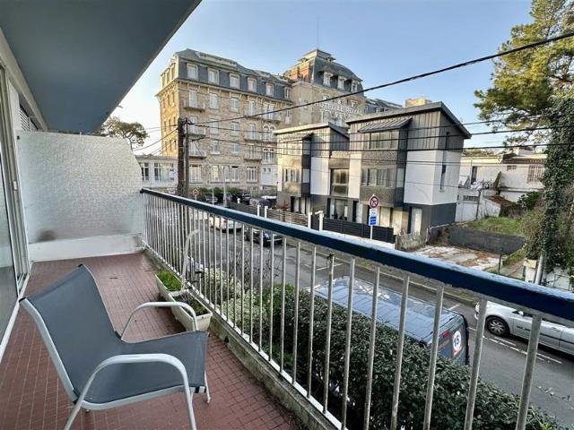 QUARTIER ROYAL, LUMINEUX T2