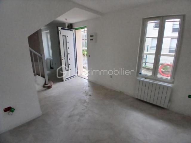QUARTIER SAINT CLAUDE VOTRE APPARTEMENT T3 DUPLEX NEUF EN REZ DE JARDIN DANS MAISON