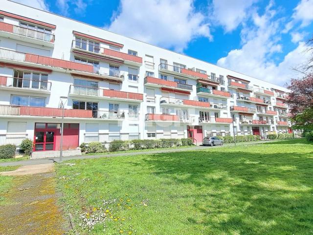 QUARTIER SAINT JOSEPH VASTE T4 DE 106M2 + CAVE + PARKING F