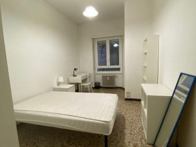 QUARTIERE TRIESTE AFFITTO SINGOLA CON PICCOLO BAGNO IN CAMERA EURO 550