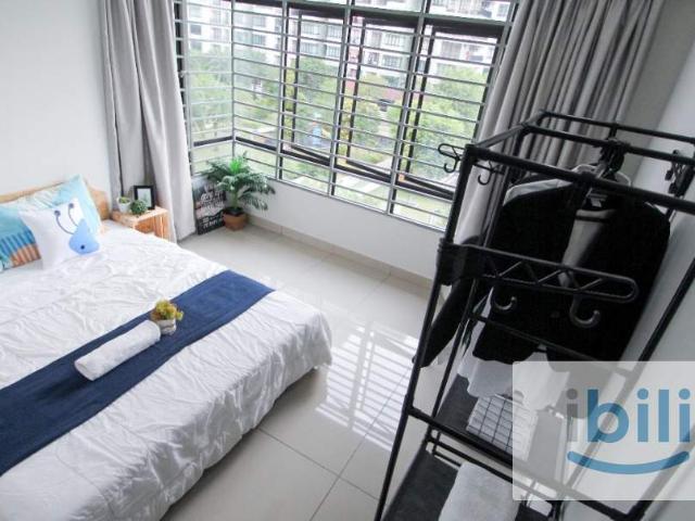 Queen Bed Master Room with Private Bathroom, AC & Fan