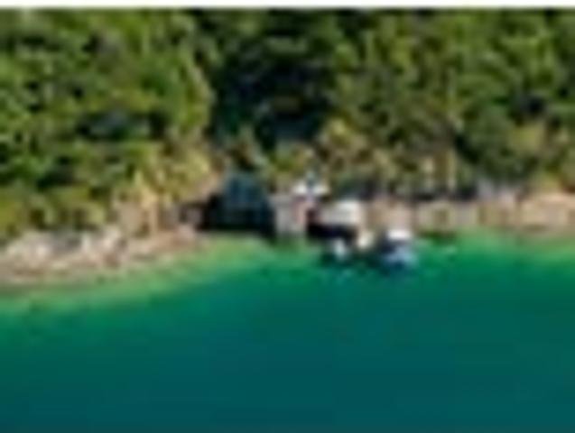 Queen Charlotte Sound: Bay of Many Coves
