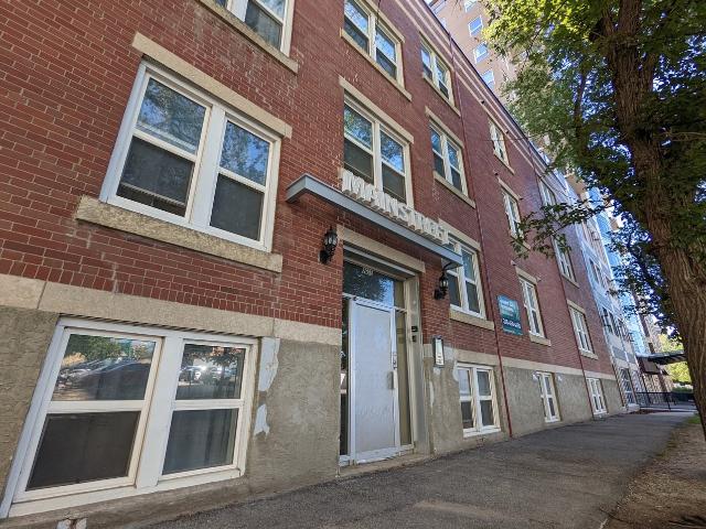 Queen City Apartments 1 Bedroom Apartment for Rent at 2025 Rose St, Regina, SK S4P 2A3 Transitional