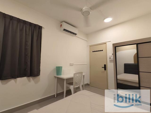 Queen Room Fully Furnished @ Puncak Damansara FREE WiFi FREE Common Area Electricity FREE Water