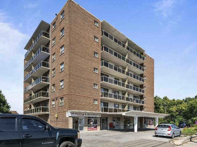 Queenston Apartments 2 Bedroom Apartment for Rent at 945 Queenston Rd, Hamilton, ON L8G 1B8 Riverdale East