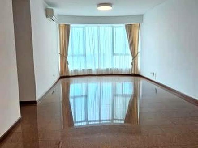 Queens D3, Condominium