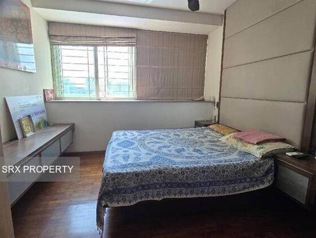 Queens D3, Condominium