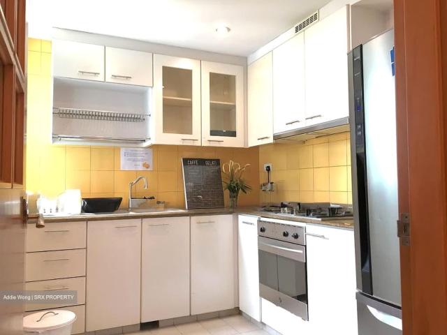 Queens D3, Condominium