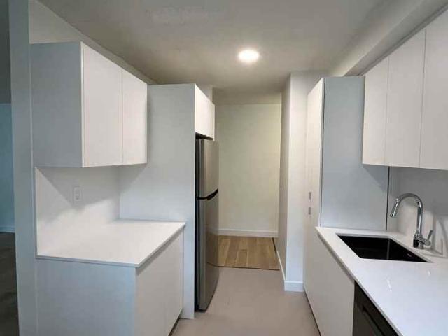 Queens End 2 Bedroom Apartment for Rent at 3008 Queen St E, Toronto, ON M1N 1A4 Birch Cliff