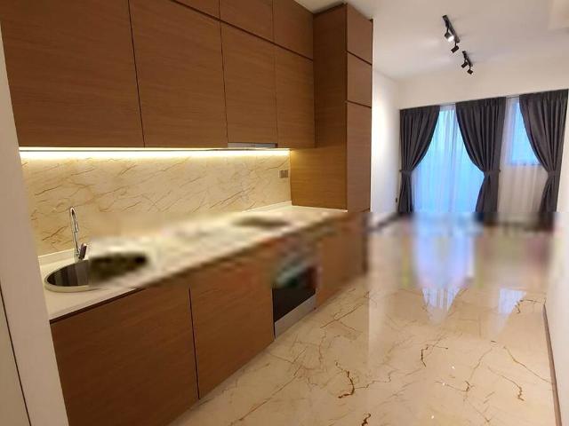 Queens Peak D3, Condominium